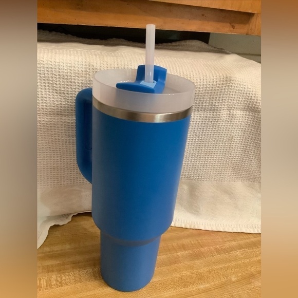 NOT AVAILABLE - Picture 4 of 11